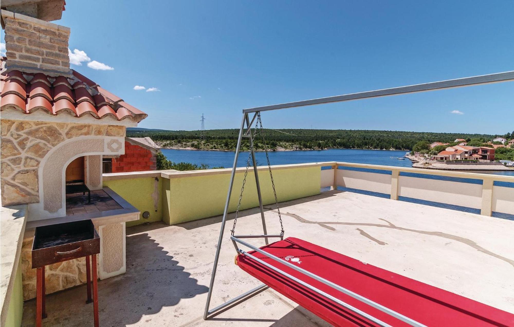 Awesome Apartment In Ribnica-Krusevo With Kitchen Anić Buitenkant foto